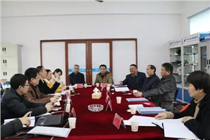 熱烈慶祝我司PVDF大規(guī)格板材專利轉(zhuǎn)化推進(jìn)項(xiàng)目驗(yàn)收?qǐng)A滿成功！